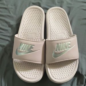 nike slides